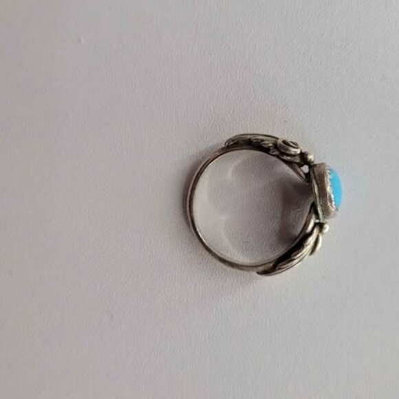 Turquoise Silver Ring - Size 6 - Picture 5 of 5